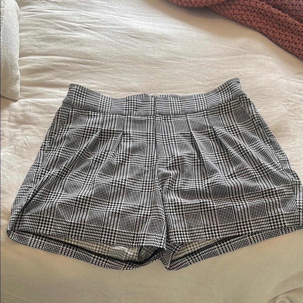 NWT Torrid Women's Black and White Plaid Shorts